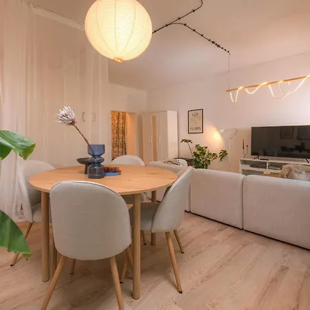 Kuki Apartment